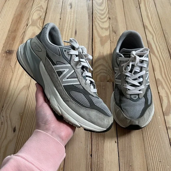 New Balance 990v6 Castlerock Grey Suede‎ Mesh Athletic Running Sneakers Kids 6.5