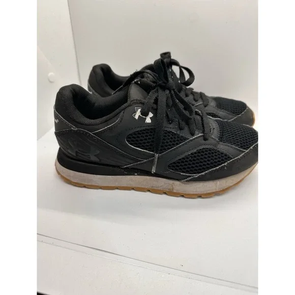 Under Armour Kids Jogger Sneakers Black‎ Gum Sole Youth Size 5.5