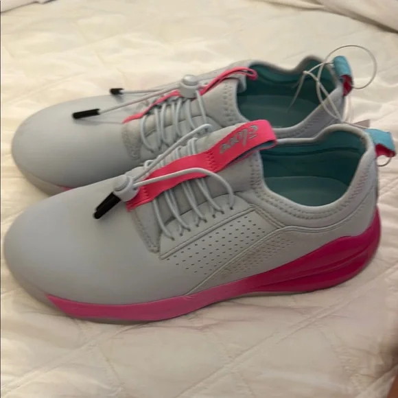 CLOVE Super Cute and Cushy Gray and Pink‎ Athletic Shoes