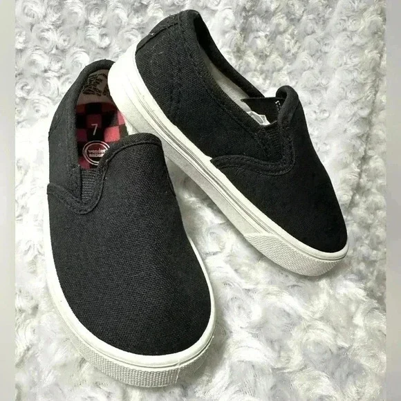 Wonder Nation‎  Boys Slip On Sneakers