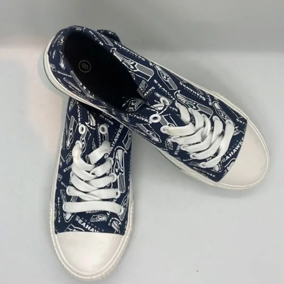 NWT NFL Seahawks shoes lace up sneakers size 8