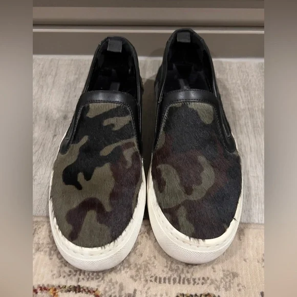 Zara Basic collection size 38 camo fur sneakers