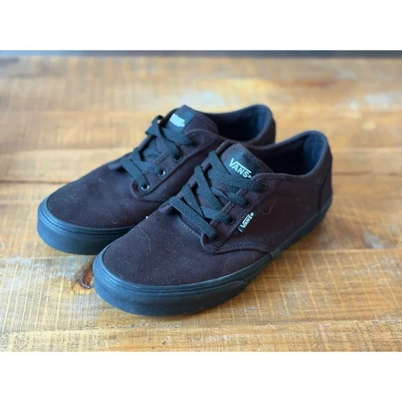 Van's Atwood Triple Black Youth 7 Sneakers Low Top Skateboarding Shoes