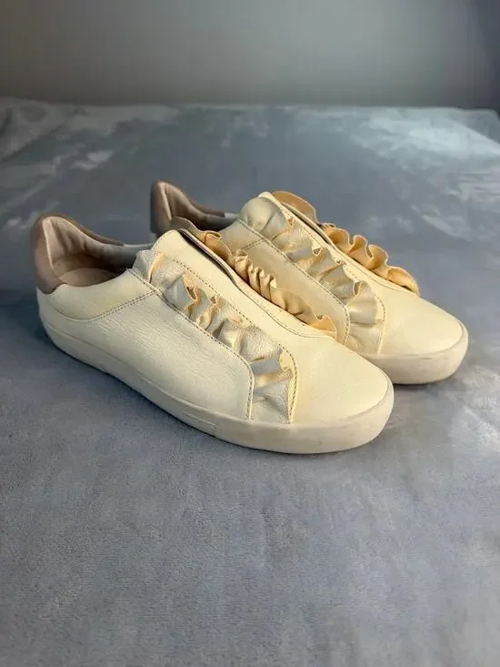 Joie Daw Butter Yellow Cream Suede Ruffle Low Top Slip On Sneakers 38 US 8