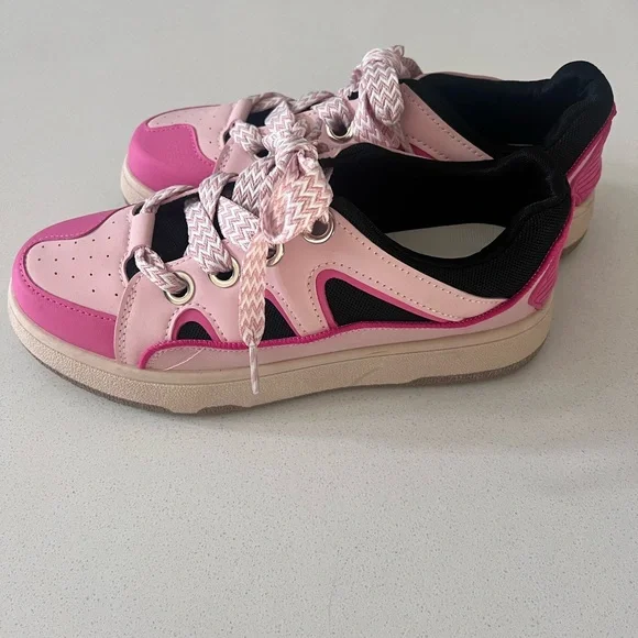 Street style Lace up Skateboard‎ Sneakers Pink Black Women’s Size 9 New With Tag