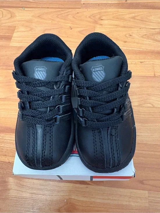 K-Swiss Kids Black Sneakers with Subtle Blue Lining
