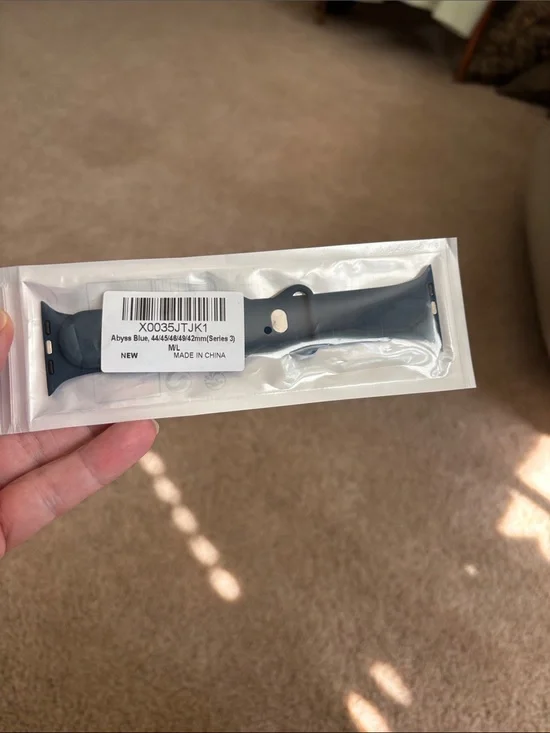 Series 3 Silicone Apple Watch band in Abyss Blue - Fits 44/45/49/41/42m
