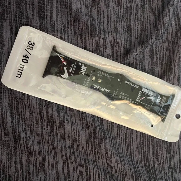 Nike Inspired Silicone Sport Band Apple Watch 28/40 mm Black Hypebeast Off White