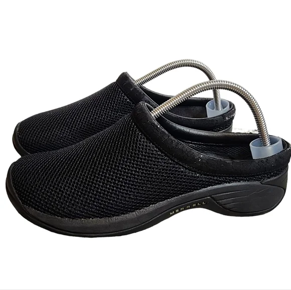 Merrell Encore Breeze 2 black mesh slide‎ on shoes. Women's size 10