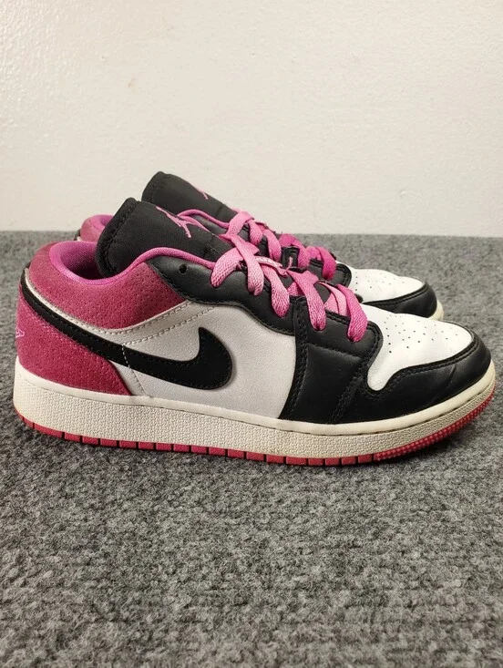 Air Jordan 1 Low SE GS Black Active Fuchsia Kids Girls 5.5 Youth CT1564-005 Pink
