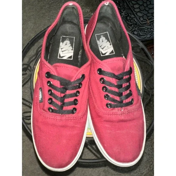 Vans Authentic Canvas Sneakers Low Top‎ Casual Shoes Maroon Women's 6.5 Men's 5