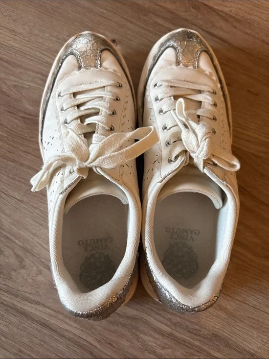 Vince Camuto Cream Leather Sneakers with Silver Metallic Details