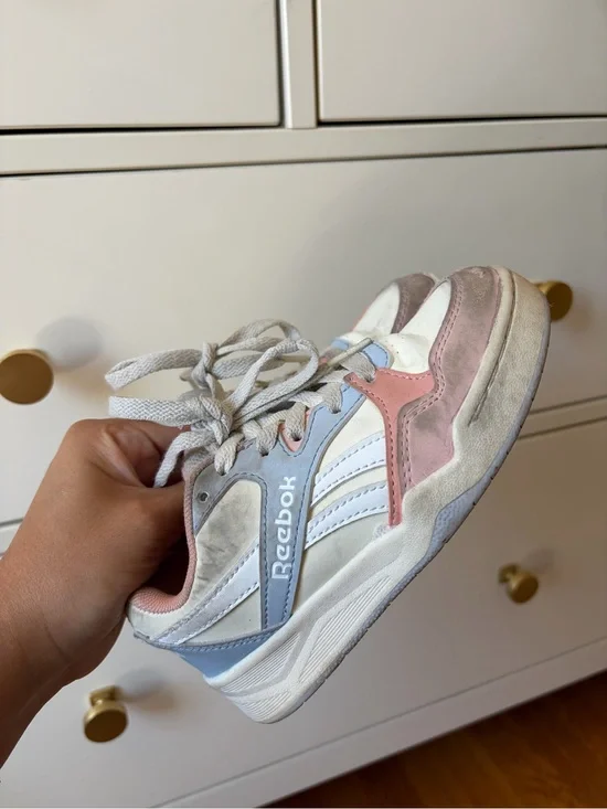 Reebok White Sneaker with Pink and Light Blue Accents