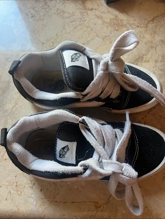 Vans Kids Black & White Low-Top Skate Sneakers