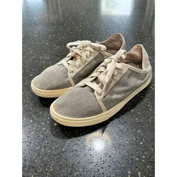 Olukai Pehuea Li sneakers.
