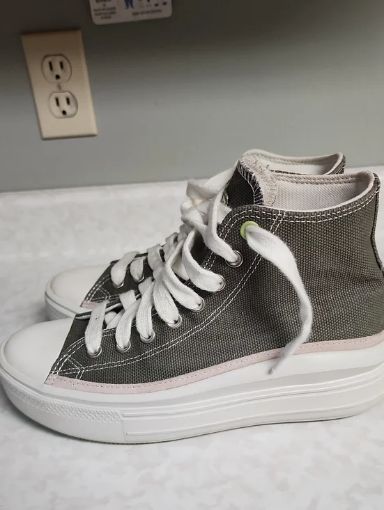 Converse Move High-Top Platform Canvas sneakers womens 10 number 1921