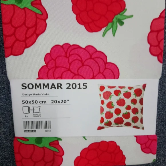 4 IKEA cushion covers. 2 Raspberry & 2 Pears