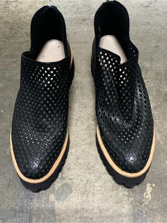 ALL BLACK Women's US 7.5 Laser Cut Perforated Zipper Slip-On Flatform Shootie