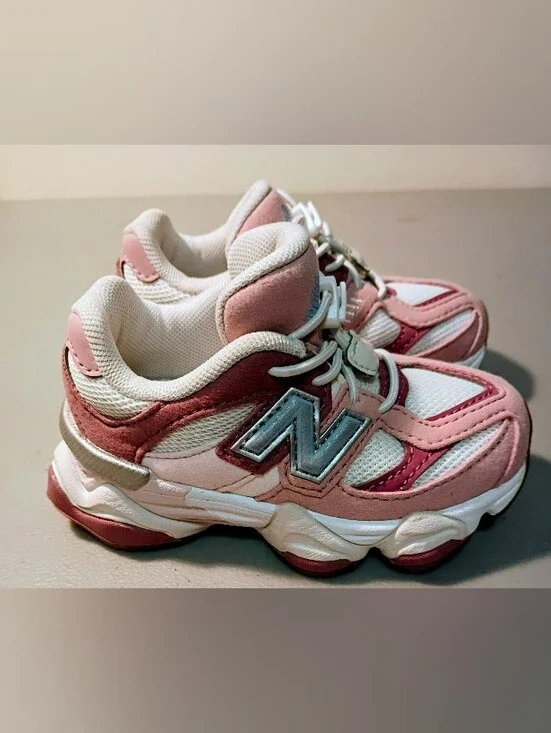 New Balance Girl Baby Sneakers with Gum Soles Size 6 US