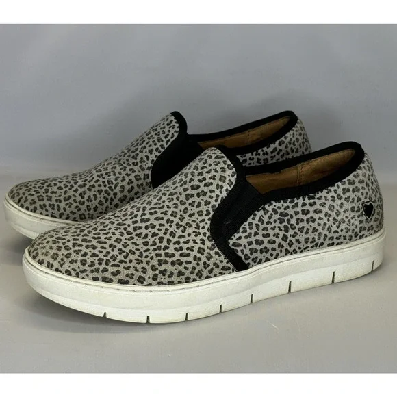 Nurse Mates Adela Womens Shoes Size 7 M Leopard Print‎ Slip Resistant Slip On