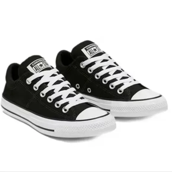 Converse Chuck Taylor All Star Madison Low Top Sneakers- Black