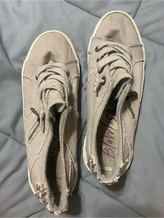 Blowfish Women's Canvas Lace-Up Sneakers in Taupe
