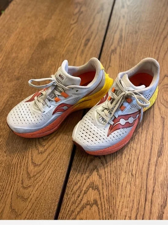 Saucony Endorphin Speed 4 Running Shoes