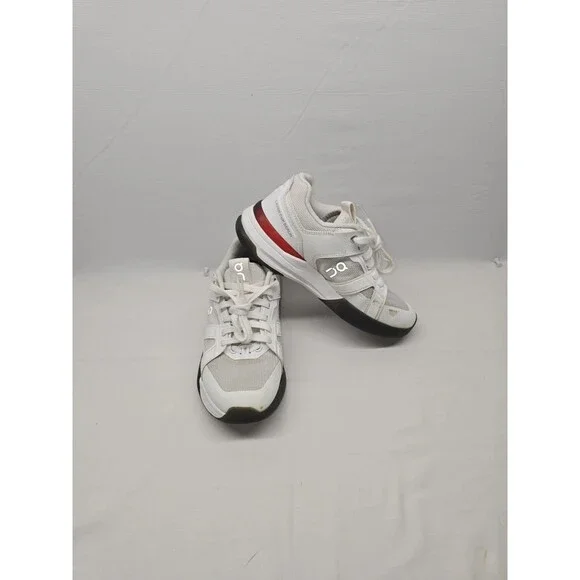 ON The Roger Clubhouse Pro Athletics Shoes Youth size 7