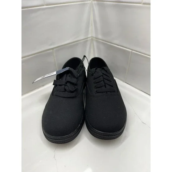 Universal thread Shoes Womens 5W Casual Flats Sneakers‎ Black