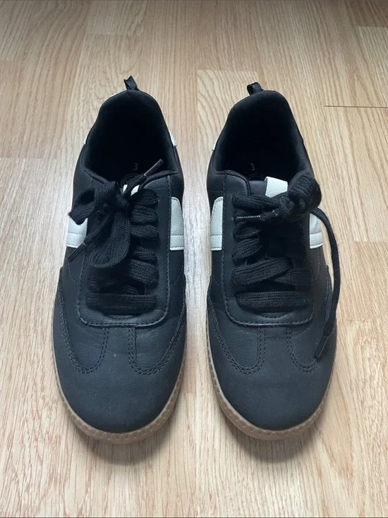 wonder nation Black and White Kids Sneakers