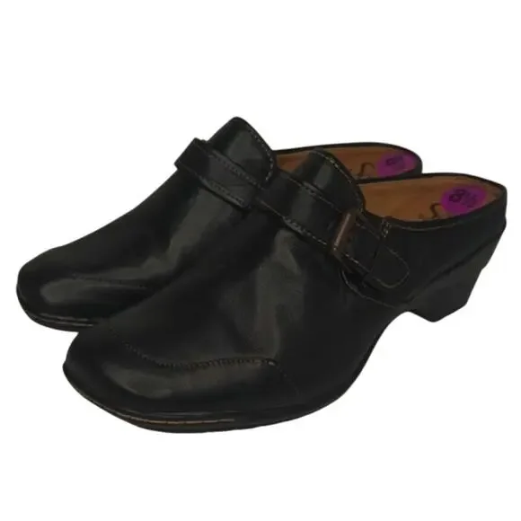 Black leather Clog by Sofft sz 8.5