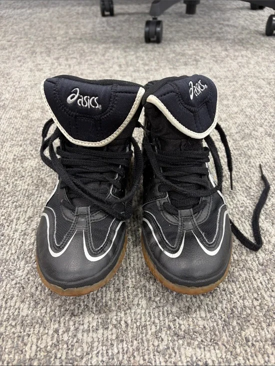 Asics Black Wrestling shoes