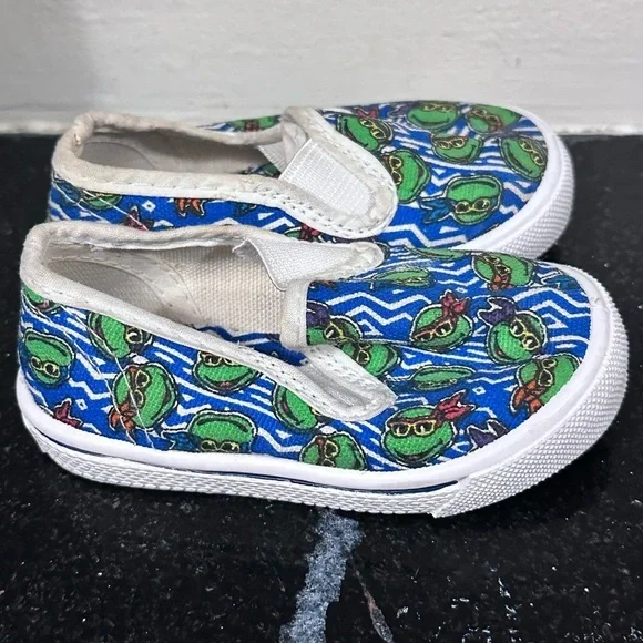 Vintage Teenage Mutant Ninja Turtle Kids shoes size 3