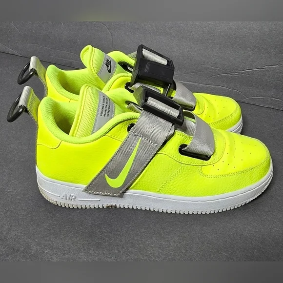 Nike Air Force 1 Low Utility 'Volt' Boys Youth Size 7Y w/Buckle