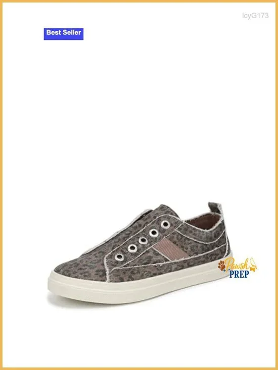 Slip-On Sneakers with Metal Eyelets - Lightweight Comfort, Pull-On Closure