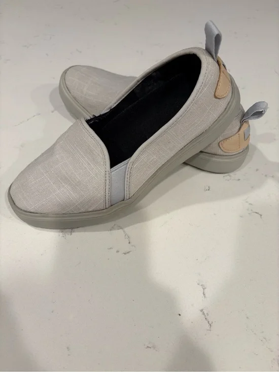 Merrell Women’s Casual Slip-On Shoes in Glacier Gray size 7