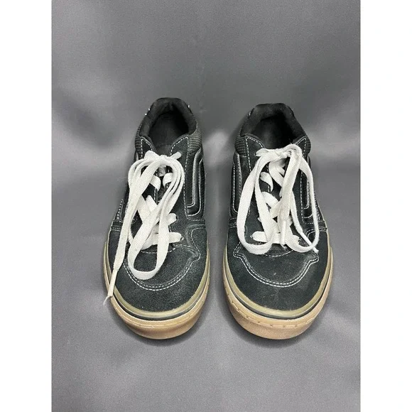 VANS Caldrone Boys Youth Size‎ 5 shoes.