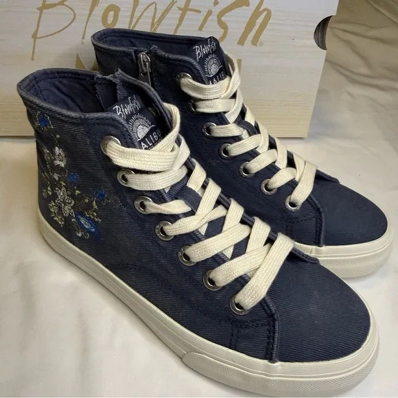 Blowfish Malibu Navy Embroidered HighTop Canvas Sneakers Zip Up Boho Cottagecore