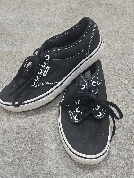 Vans Womens Black Canvas Low-Top Sneakers size 7