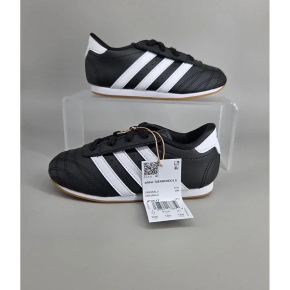 Adidas Taekwondo LA Kids Size 10K‎ Black White Leather Sneakers Gum Sole JP9537