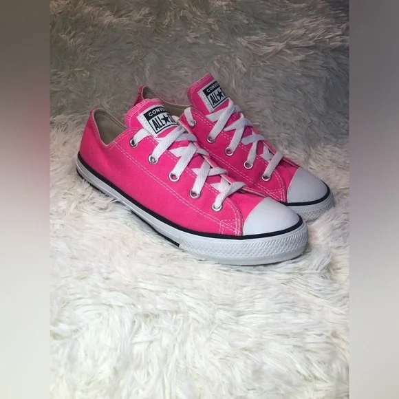 Converse Kids Hot Pink Sneakers size 3