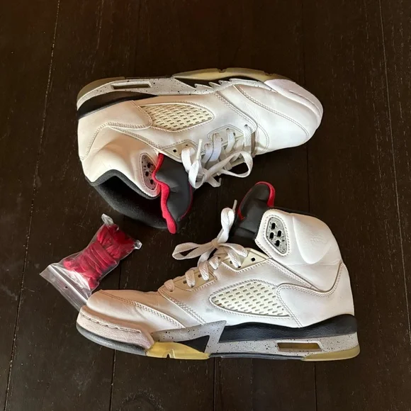 Air Jordan Retro‎ 5 White Cement White Red Black Youth Sneakers Shoes 7Y