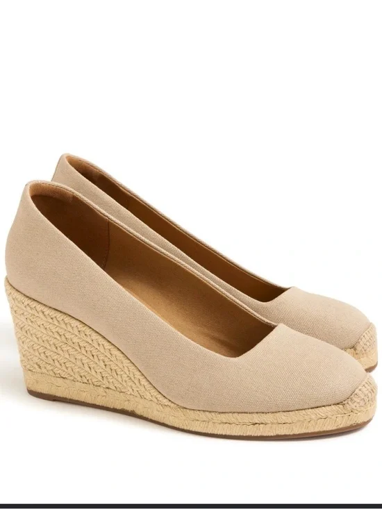 J.Crew Beige Canvas Wedge Espadrillez
