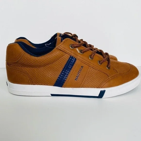 NWT Nautica Hull Youth Lace Up Tan Shoes Size 6