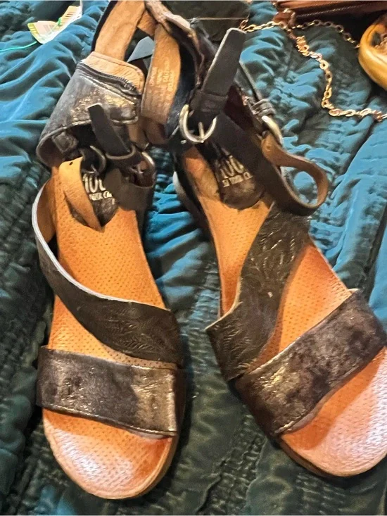 Women's Black Ankle-Strap Wedge Sandals