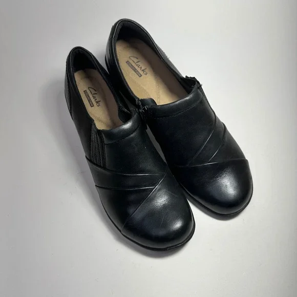 Clarks Collection Black Leather Wedge Loafers Side Zip Shoes Womens Size 8 M