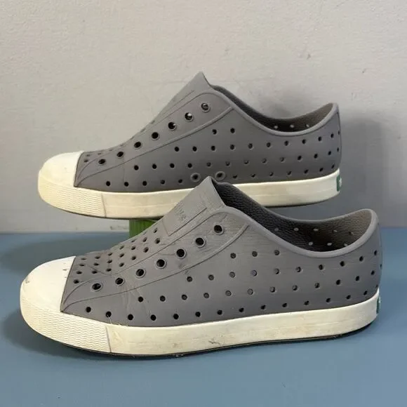 Native Junior Slip on and Gray & White Perforated Sneakers J3