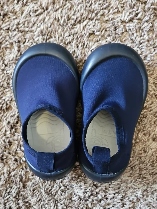 Jan & Jul Navy Blue Water Shoes Toddler Size 6 (Fit like Size 5)