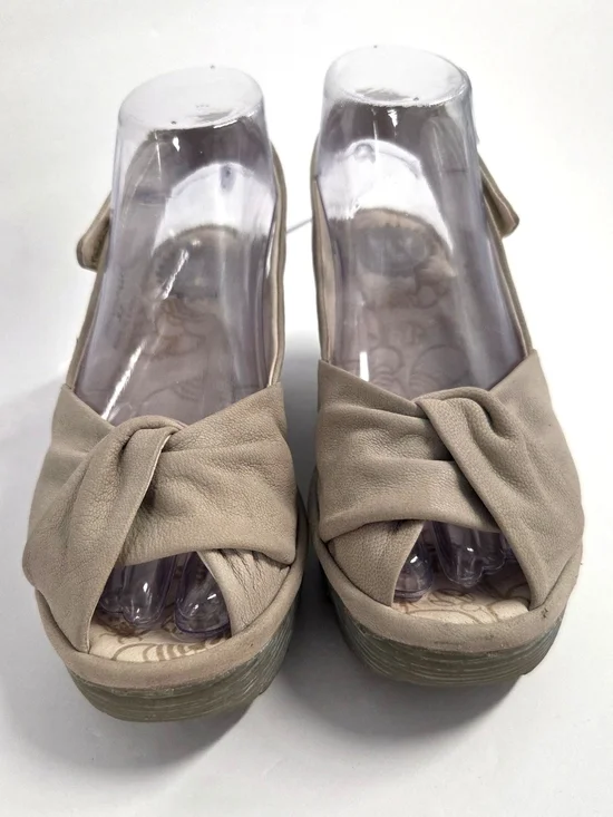 FLY London YAKIN Leather Wedge Sandals Taupe Beige Peep Toe Platform 37 US 6.5/7