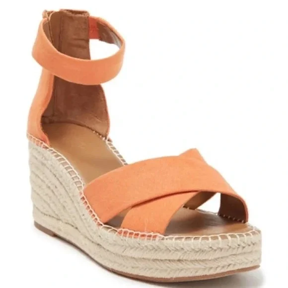 NORDSTROM RACK Caroline Platform Wedge in orange Size: 6
